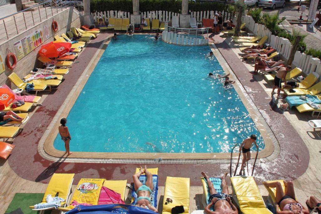 Mutlu Hotel 디딤 외부 사진